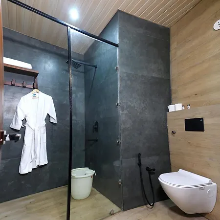 Koro Treehouse Resort Luxury Wooden Cottages And Villas With Private Pool Kasauli Exterior photo