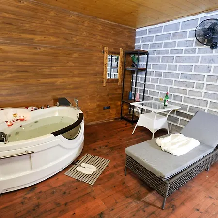 Koro Treehouse Resort Luxury Wooden Cottages And Villas With Private Pool Kasauli Exterior photo
